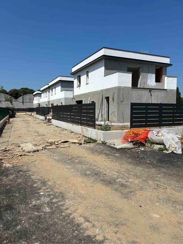casa indipendente in vendita a Lacchiarella in zona Mettone