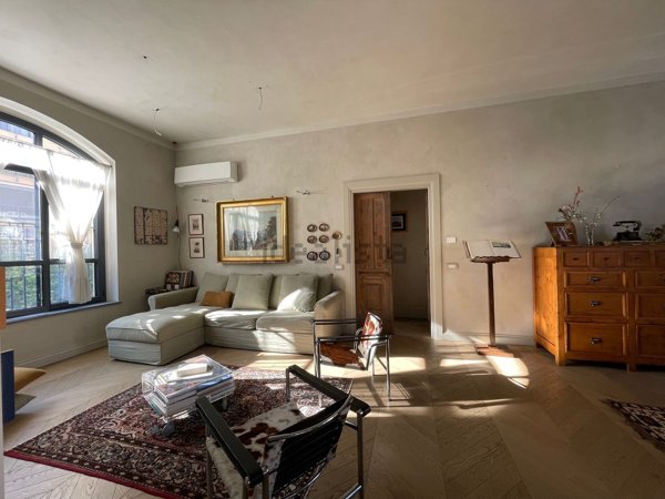 appartamento in vendita a Lacchiarella in zona Mettone