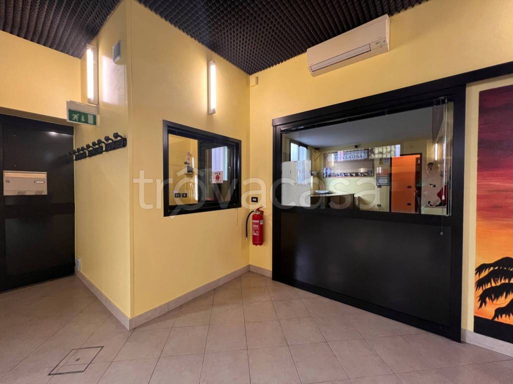 ufficio in vendita a Lainate