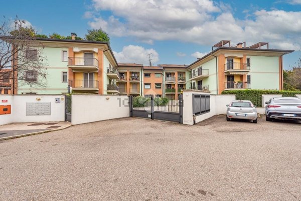 appartamento in vendita a Lainate