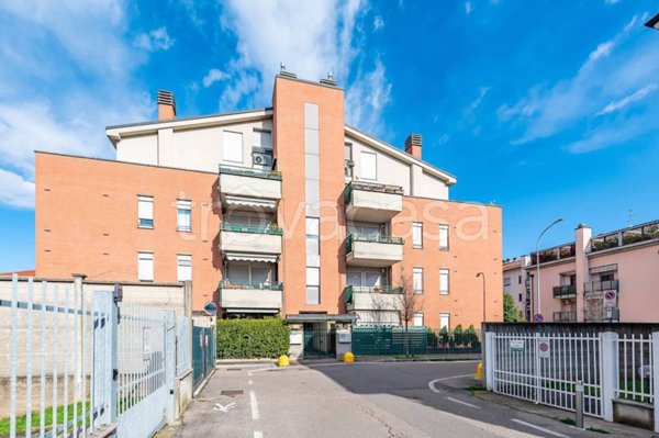 appartamento in vendita a Lainate