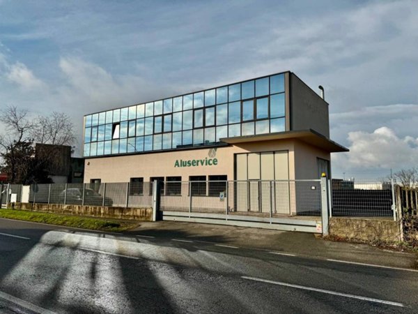 ufficio in vendita a Lainate