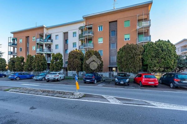 appartamento in vendita a Lainate