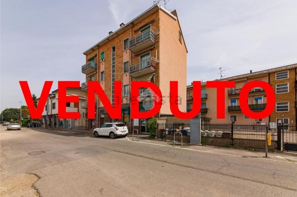 appartamento in vendita a Lainate in zona Pagliera