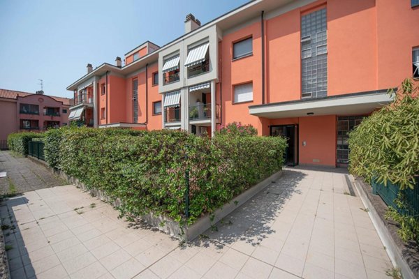 appartamento in vendita a Lainate