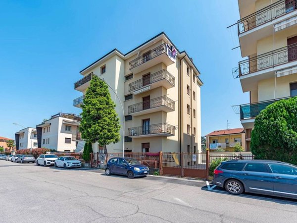 appartamento in vendita a Lainate