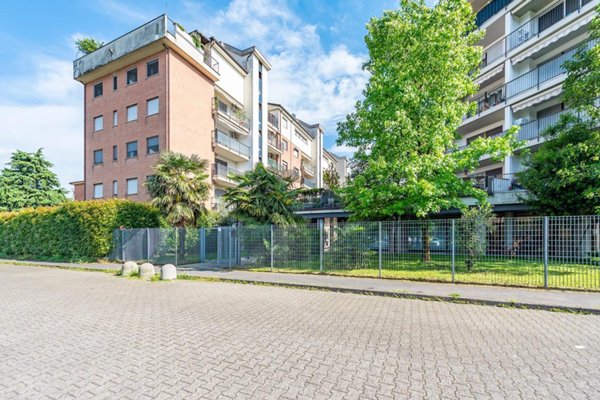 appartamento in vendita a Lainate