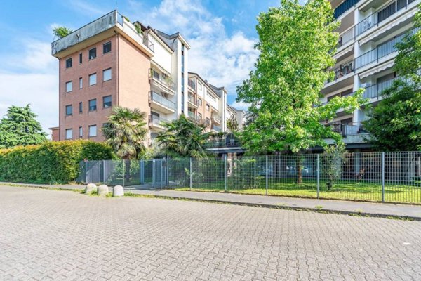 appartamento in vendita a Lainate