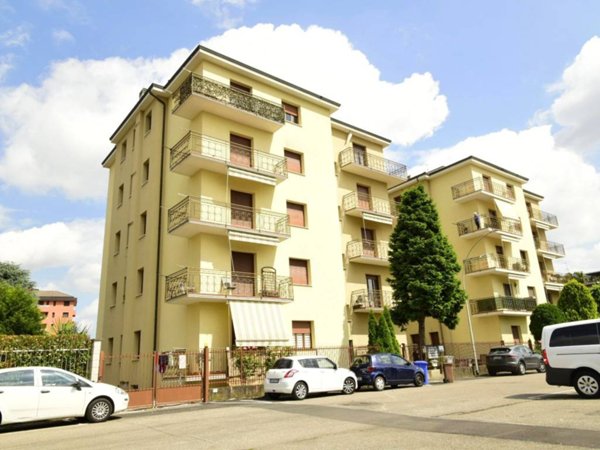 appartamento in vendita a Lainate