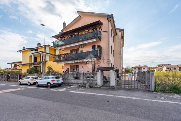 appartamento in vendita a Lainate