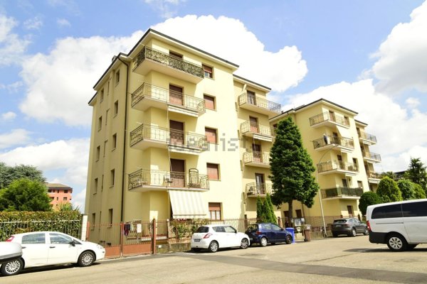 appartamento in vendita a Lainate