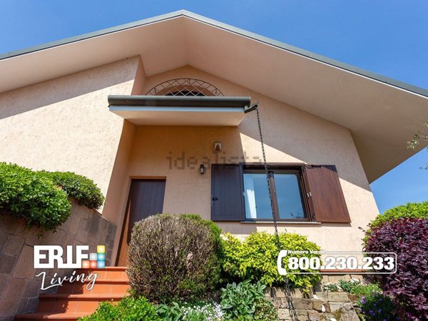 casa indipendente in vendita a Lainate