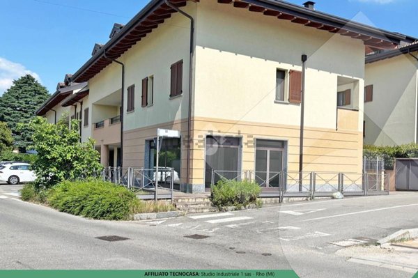 ufficio in vendita a Lainate in zona Barbaiana