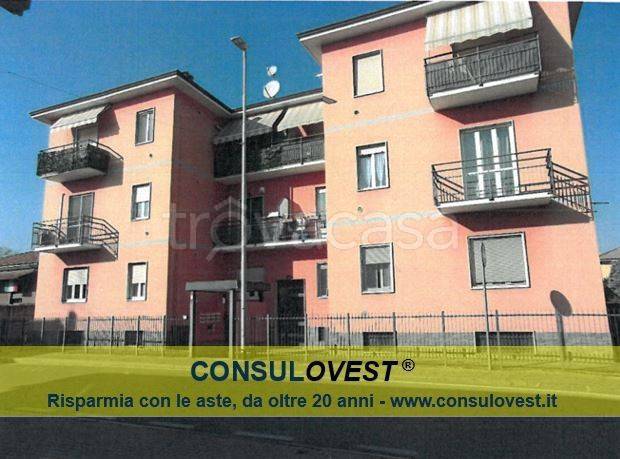 locale commerciale in vendita a Lainate