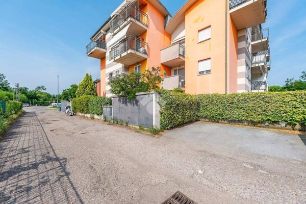 appartamento in vendita a Lainate