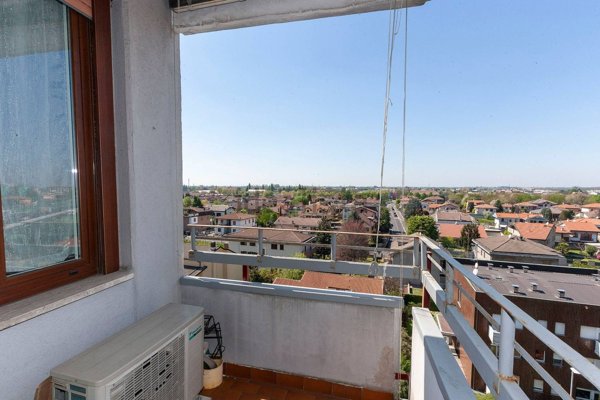 appartamento in vendita a Lainate