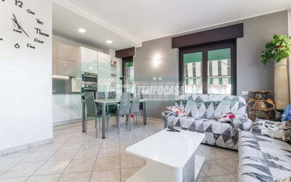 appartamento in vendita a Lainate