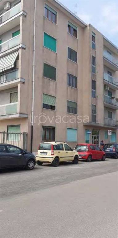 appartamento in vendita a Lainate