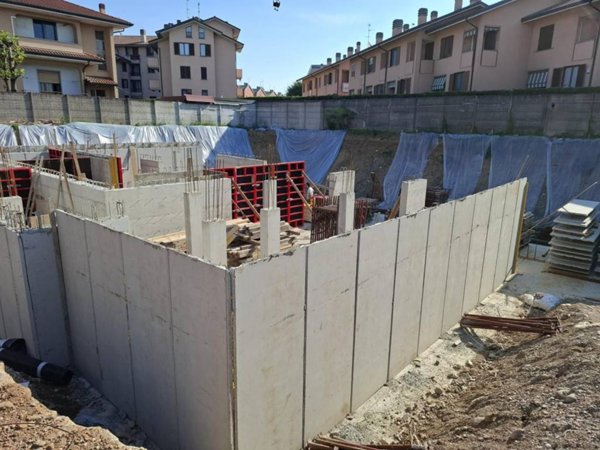 appartamento in vendita a Lainate