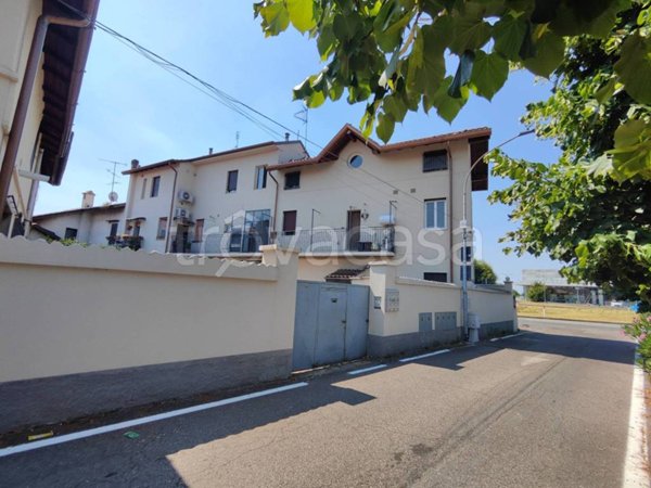 appartamento in vendita a Lainate