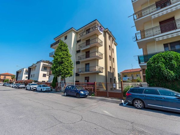 appartamento in vendita a Lainate