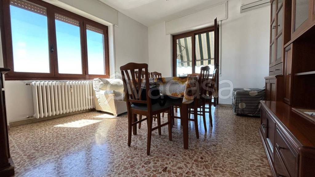 appartamento in vendita a Lainate