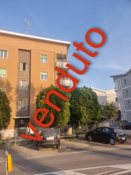 appartamento in vendita a Lainate