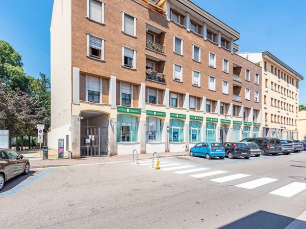 appartamento in vendita a Lainate