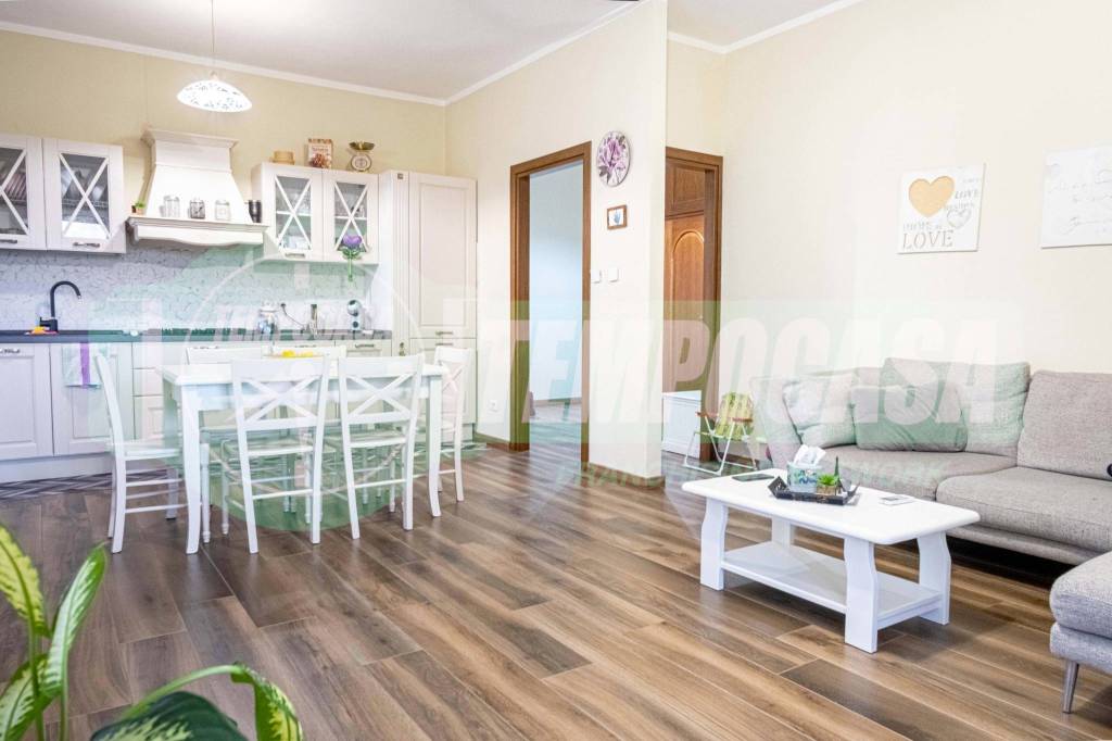 appartamento in vendita a Lainate
