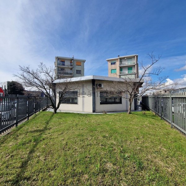 ufficio in vendita a Lainate