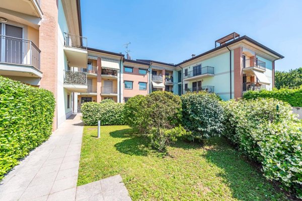 appartamento in vendita a Lainate