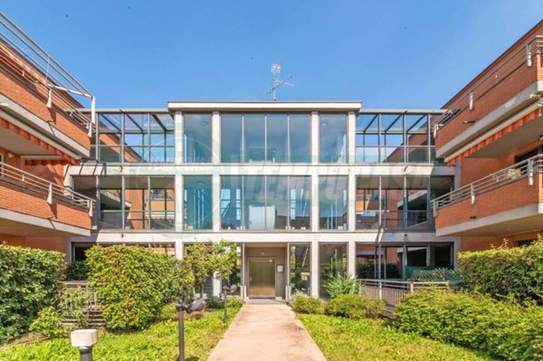 appartamento in vendita a Lainate