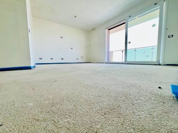 appartamento in vendita a Lainate