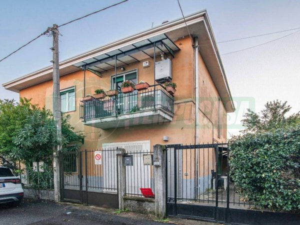 appartamento in vendita a Lainate