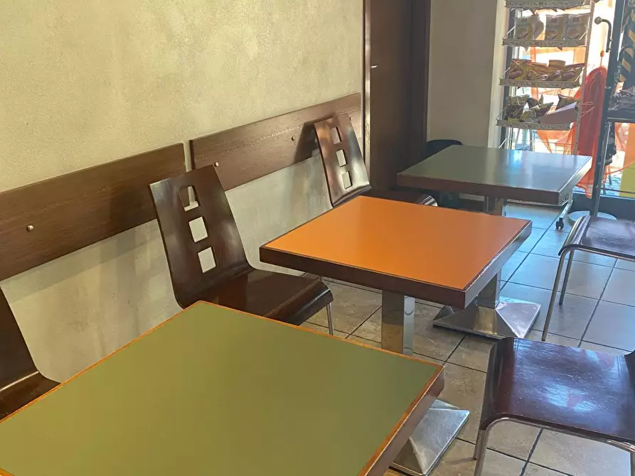 negozio in vendita a Lainate