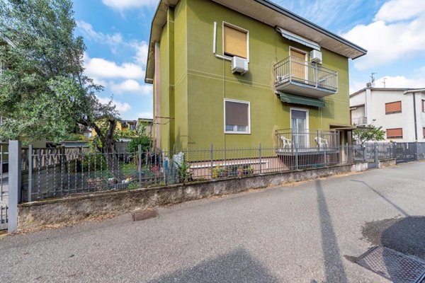 appartamento in vendita a Lainate