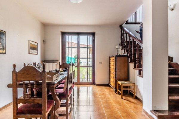 casa indipendente in vendita a Lainate