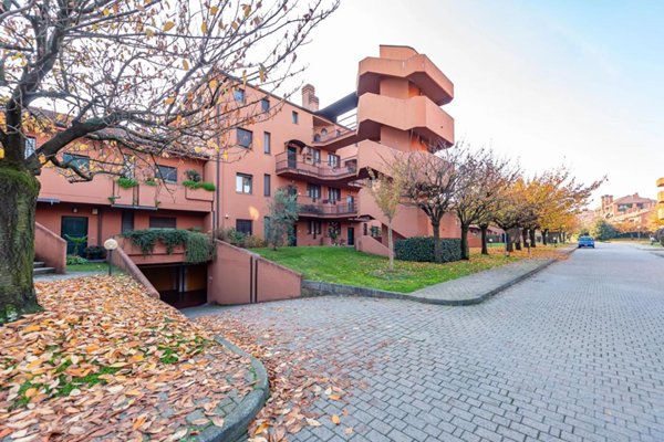 appartamento in vendita a Lainate