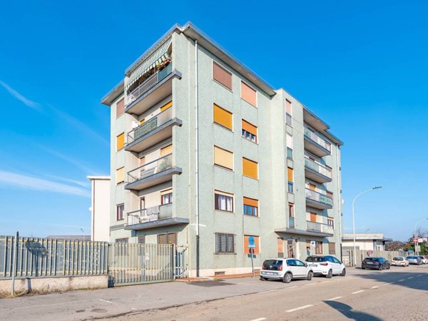 appartamento in vendita a Lainate