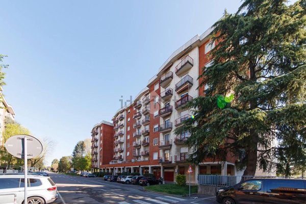 appartamento in vendita a Lainate