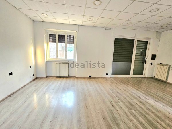 ufficio in vendita a Lainate