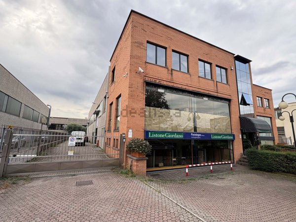 appartamento in vendita a Lainate