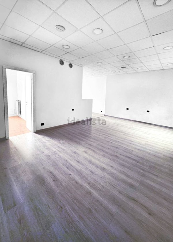 ufficio in vendita a Lainate