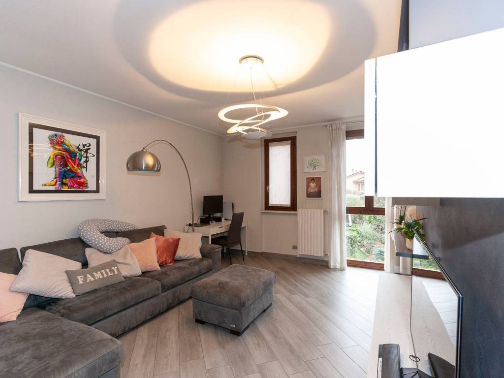 appartamento in vendita a Lainate