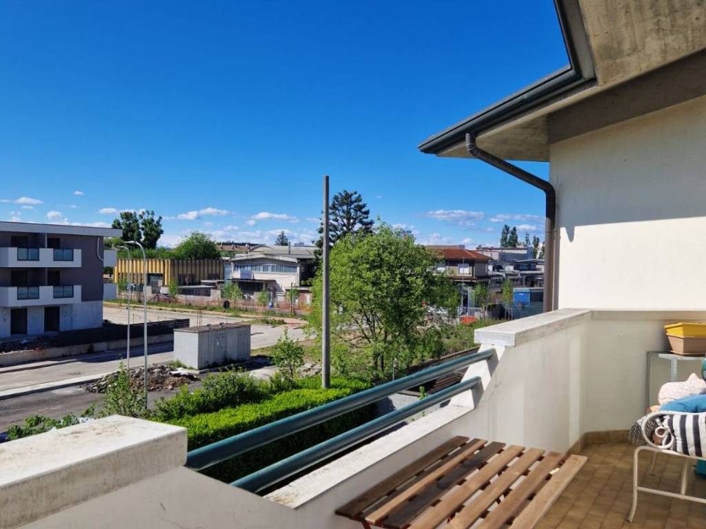 appartamento in vendita a Lainate