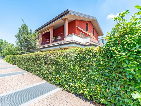 appartamento in vendita a Lainate