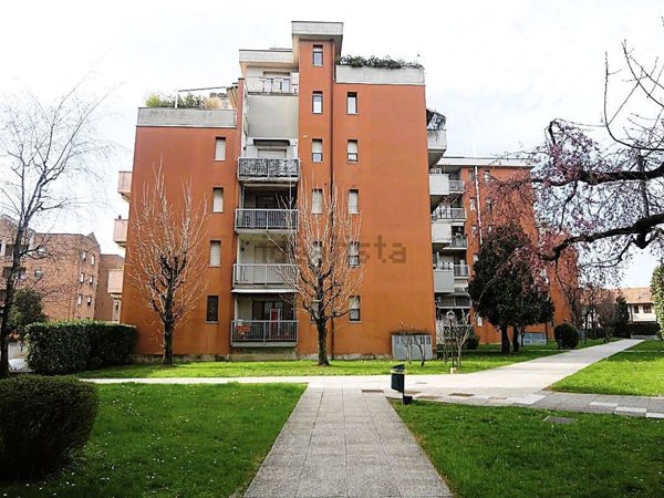 appartamento in vendita a Lainate