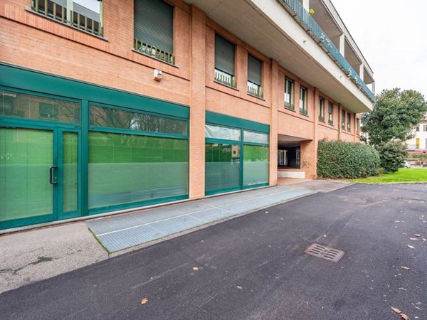 ufficio in vendita a Lainate