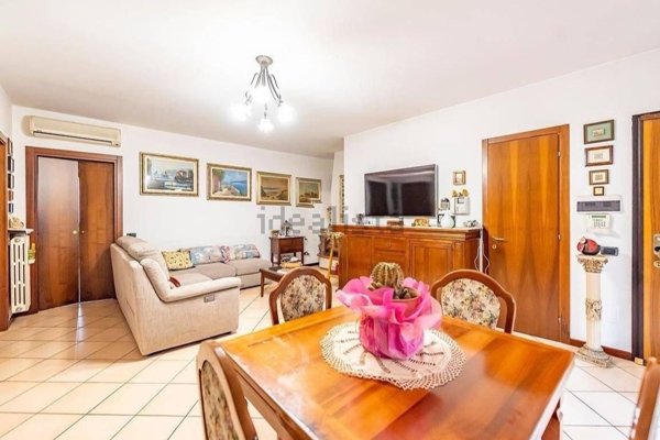 appartamento in vendita a Lainate