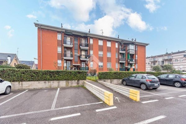 appartamento in vendita a Lainate